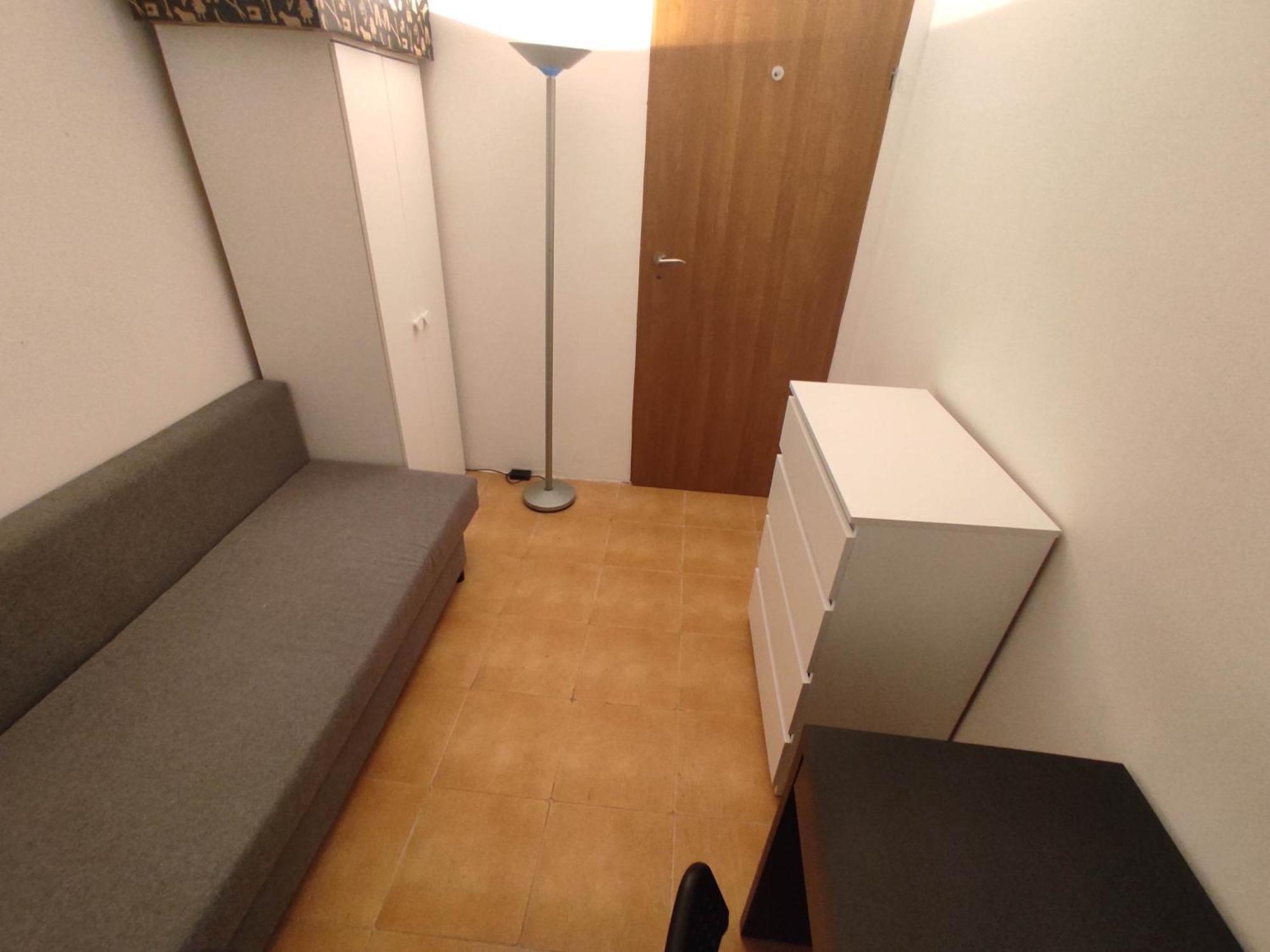 Nice Room With 2 Shared Bathrooms ,Wc , 2Km To Old Town -100M From Metro Szwedzka ワルシャワ エクステリア 写真